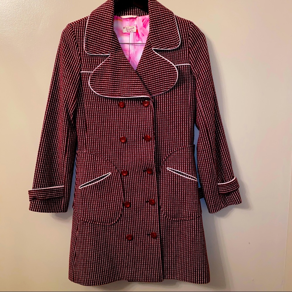 Penguin‎ Coat